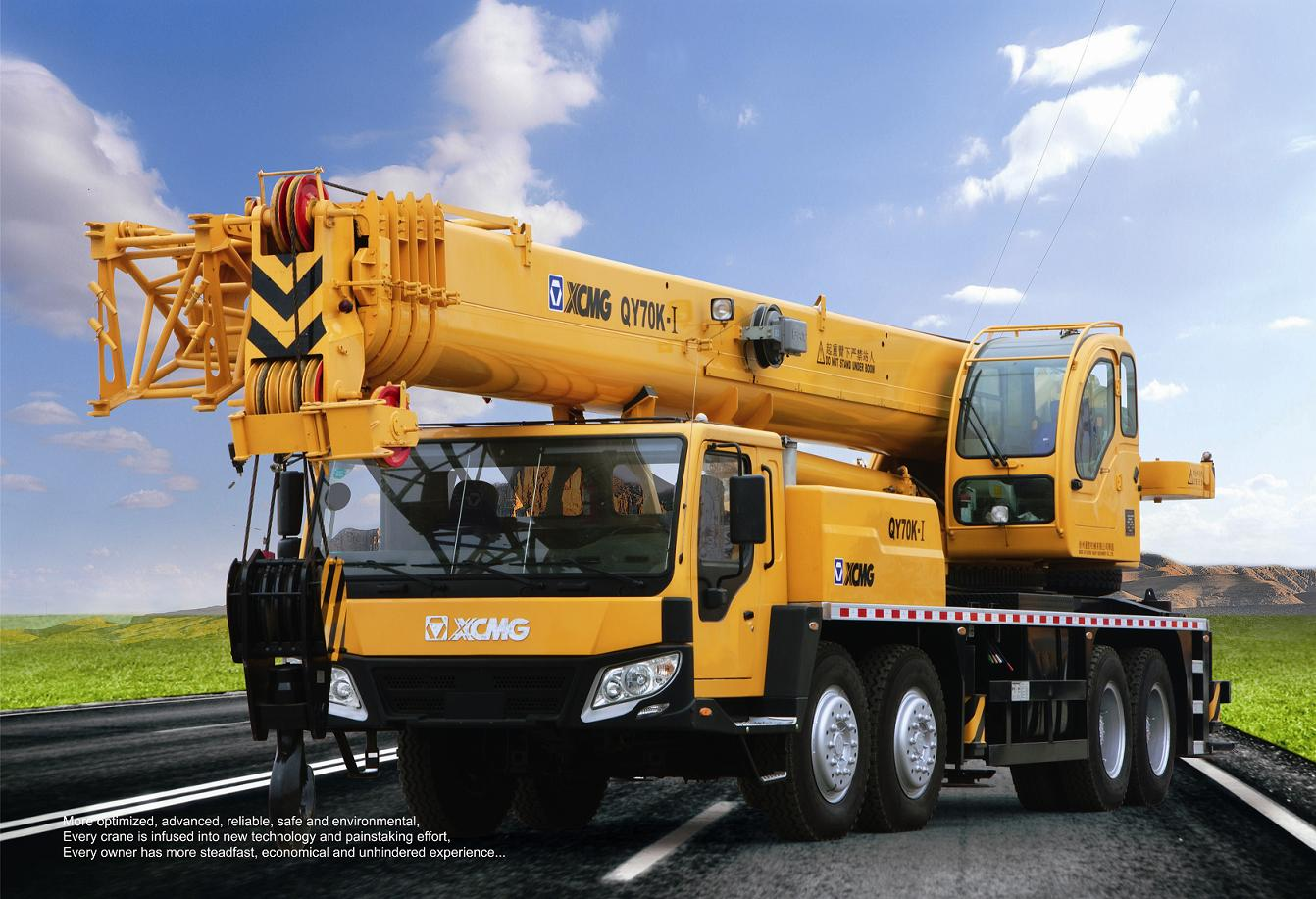 TOURING CAR AND CRANE FOR HIRING 